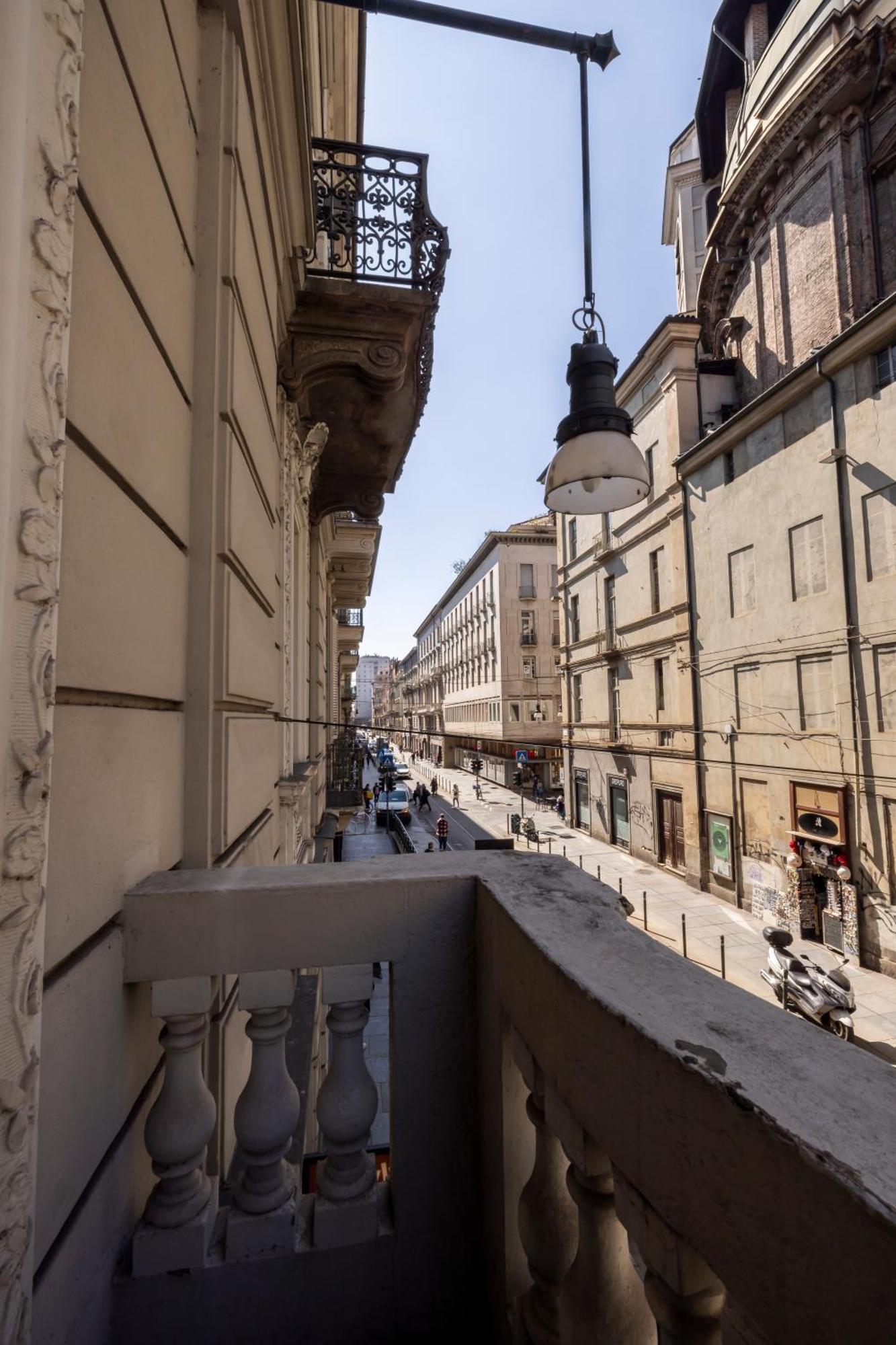 Nonpertutti Piazza Castello Accessibile Senior Famiglie Apartment Turin Luaran gambar