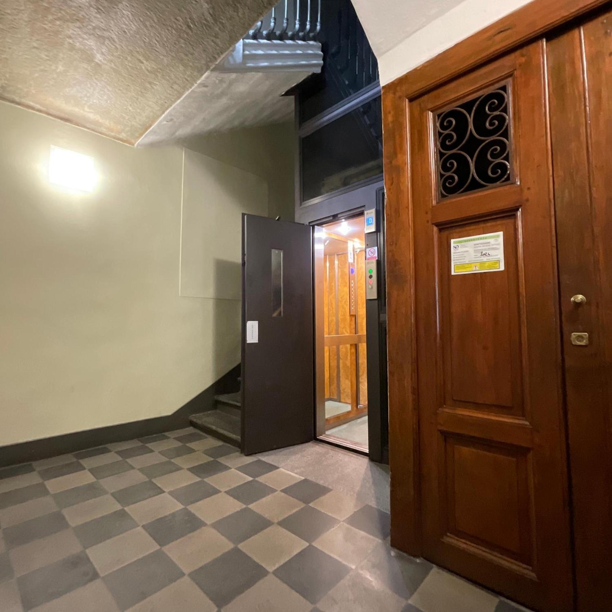 Nonpertutti Piazza Castello Accessibile Senior Famiglie Apartment Turin Luaran gambar